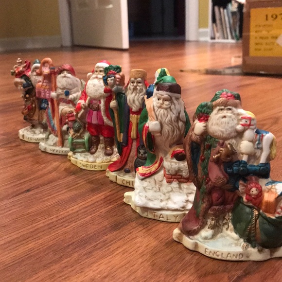 Collectable ceramic Geography 6 piece Santa set.